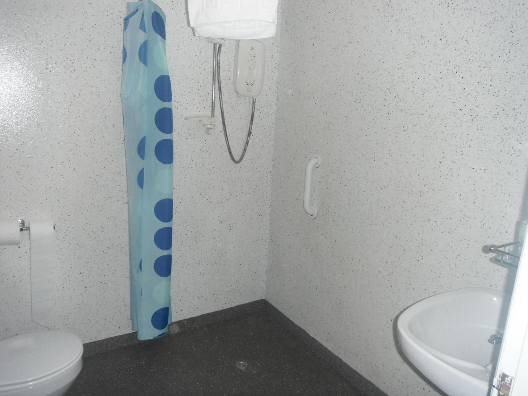 5 Corners Guest Inn Ballyclare Quarto foto