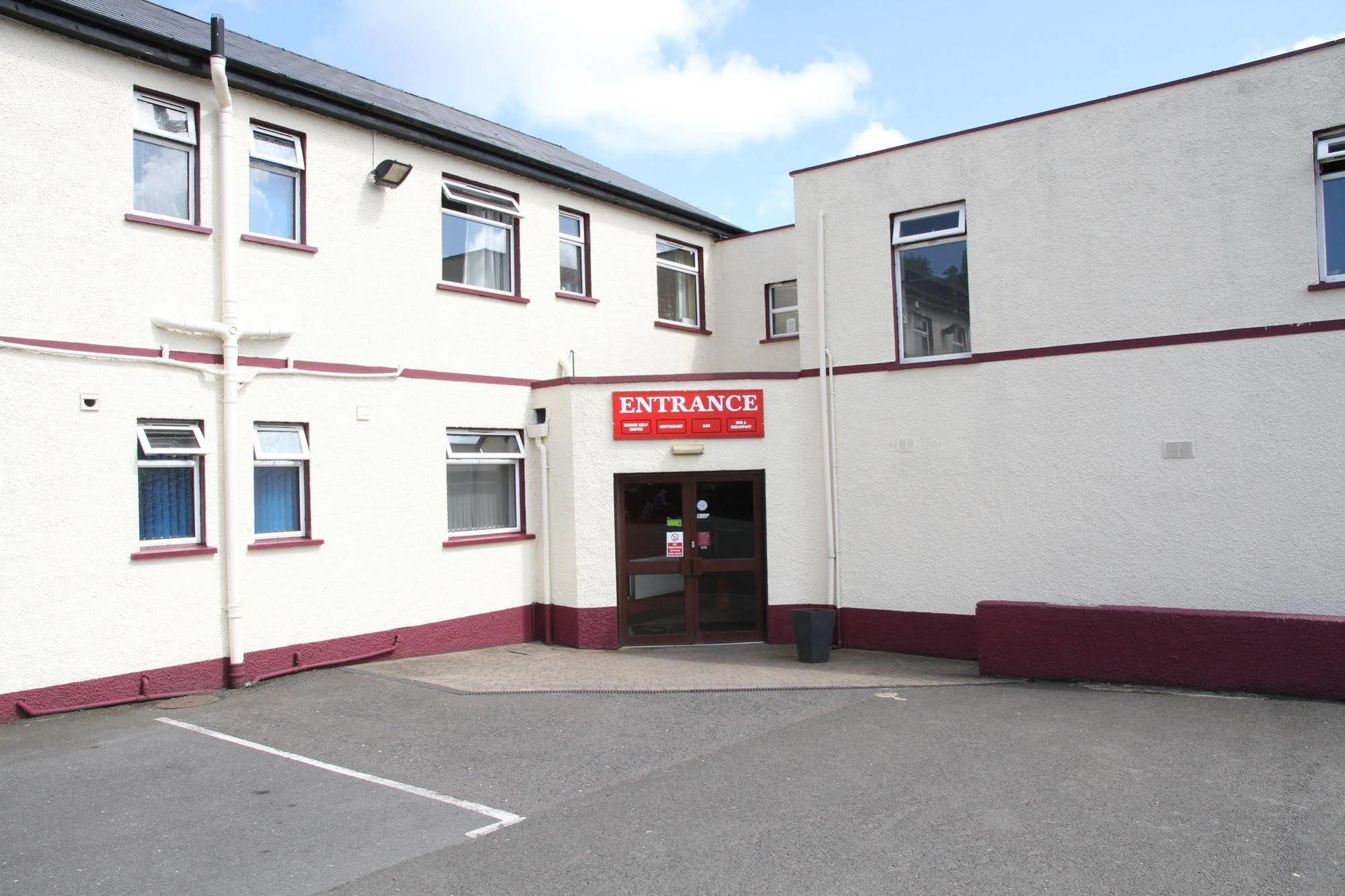 5 Corners Guest Inn Ballyclare Exterior foto